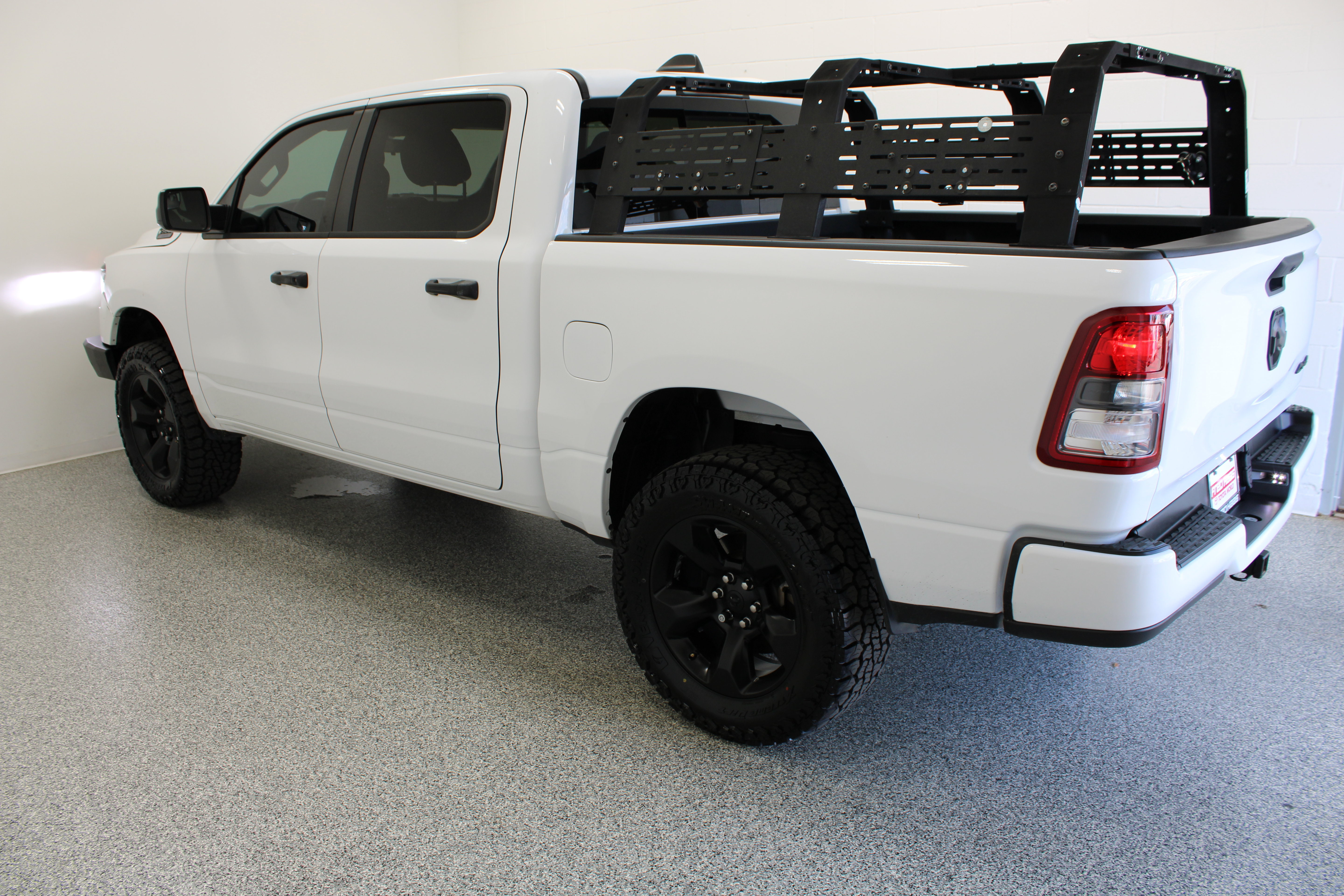 Used 2024 RAM 1500 Tradesman w/ Night Edition AWD/4WD image 10