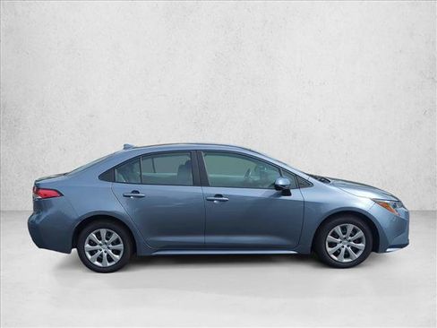 Certified 2025 Toyota Corolla LE w/ Convenience Package FWD image 4