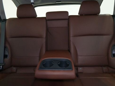 Used 2019 Subaru Outback 3.6R Touring image 23