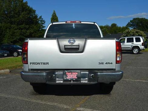 Used 2008 Nissan Frontier SE w/ SE Value Truck Pkg image 7