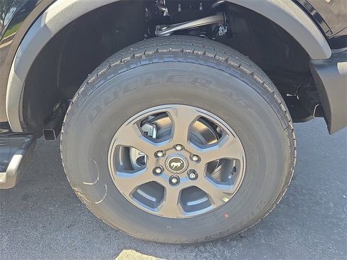 New 2025 Ford Bronco Big Bend image 7