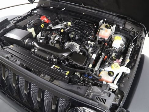 Used 2022 Jeep Wrangler Unlimited Sport image 18