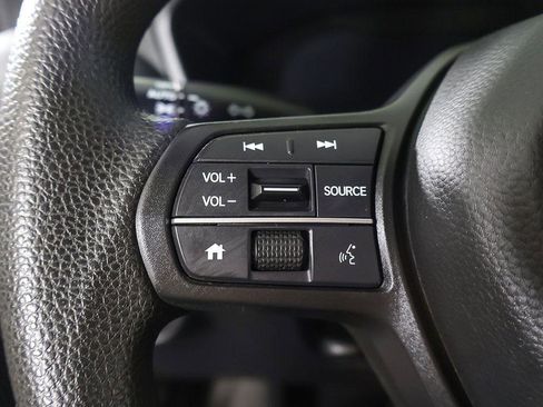 Used 2023 Honda HR-V LX image 35