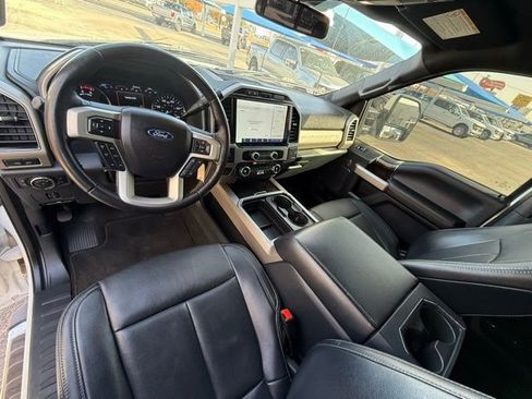 Used 2022 Ford F250 Lariat w/ Lariat Value Package image 13
