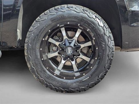 Used 2019 Chevrolet Tahoe LT AWD/4WD image 26