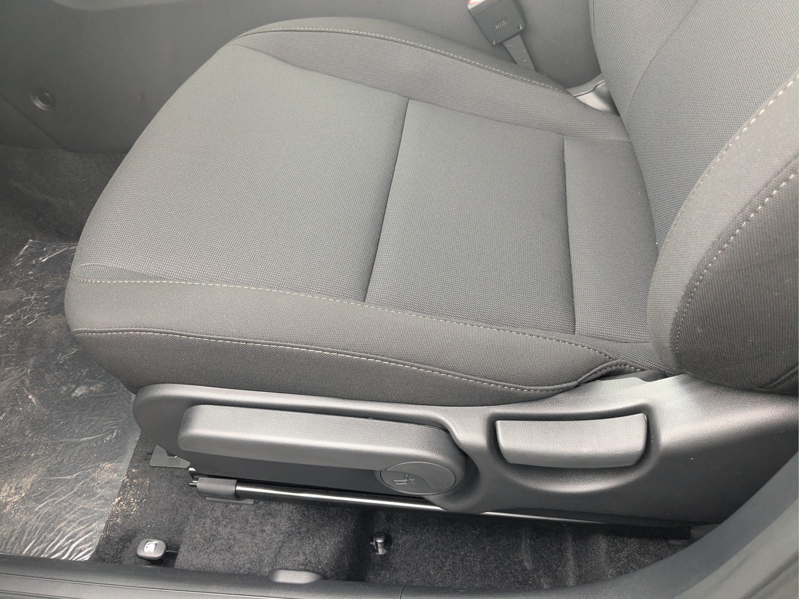 New 2027 Hyundai Kona SE FWD image 22