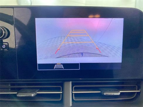 Used 2024 Chevrolet Trax LS w/ LS Convenience Package image 39