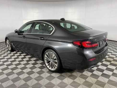 Used 2021 BMW 540i xDrive w/ Premium Package image 26
