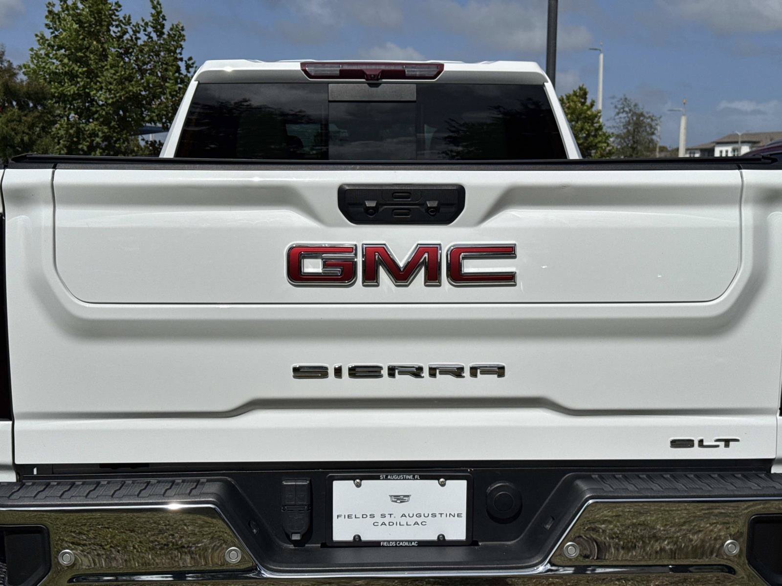 Used 2024 GMC Sierra 3500 SLT w/ SLT Premium Package AWD/4WD image 10