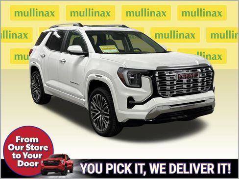 New 2026 GMC Terrain Denali AWD/4WD image 2