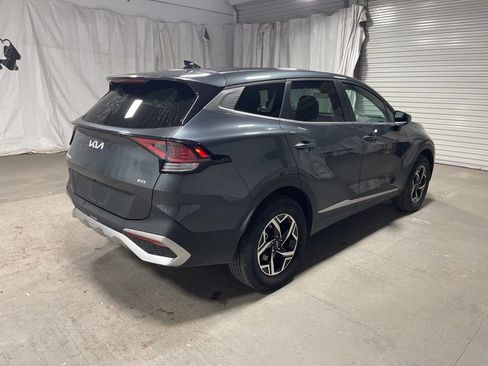 Used 2024 Kia Sportage LX image 7