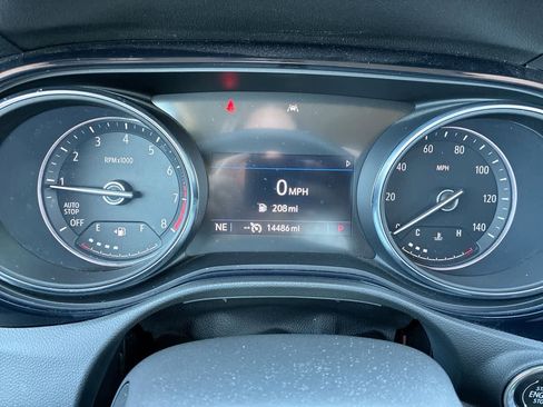 Used 2023 Buick Encore GX Select w/ Sport Touring Package image 12