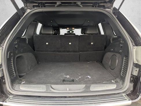 Used 2019 Jeep Grand Cherokee Limited w/ Luxury Group II image 7