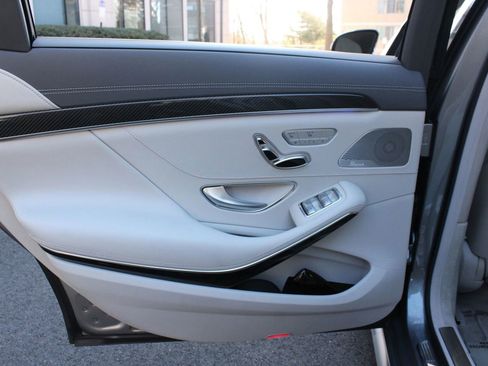 Used 2014 Mercedes-Benz S 63 AMG 4MATIC Sedan w/ Rear Seat Package image 26