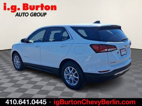 Used 2023 Chevrolet Equinox LT image 4