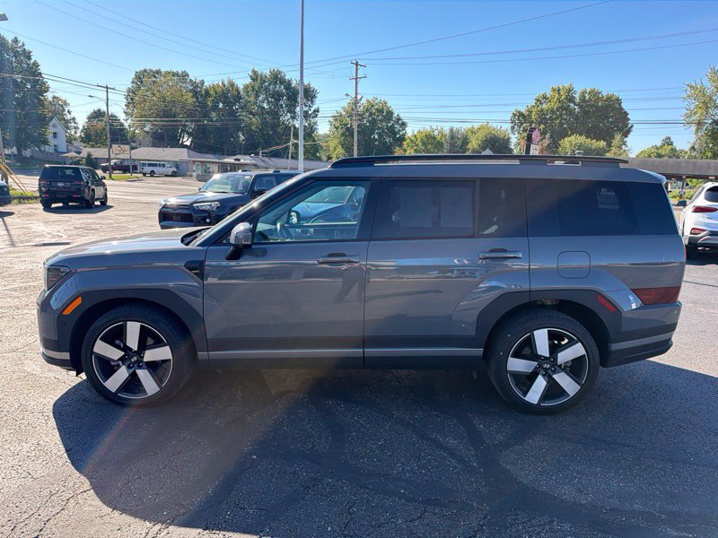 Used 2024 Hyundai Santa Fe Limited AWD/4WD image 4