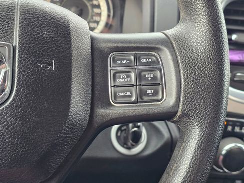 Used 2017 RAM 1500 Classic SLT image 26