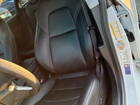 Used 2021 Tesla Model 3 Performance image 18