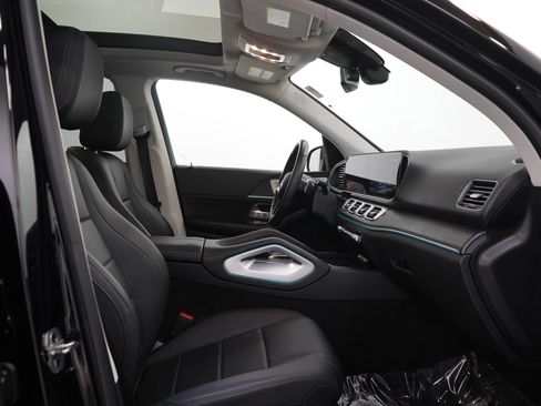 Used 2024 Mercedes-Benz GLE 450 4MATIC image 13