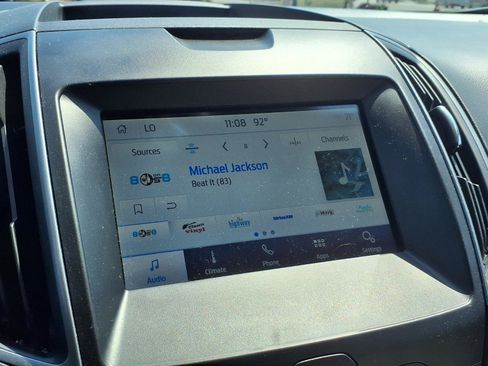 Used 2020 Ford Edge SE AWD/4WD image 8