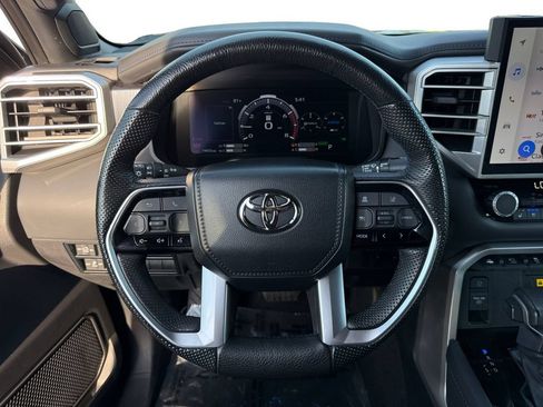 Used 2024 Toyota Tundra Platinum AWD/4WD image 12