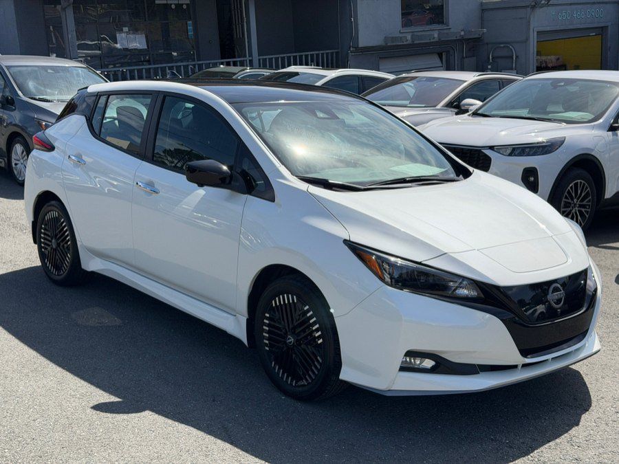 Used 2024 Nissan Leaf SV Plus FWD image 3