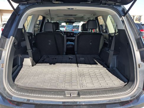 Certified 2024 Kia Telluride S w/ S Sunroof Package AWD/4WD image 32