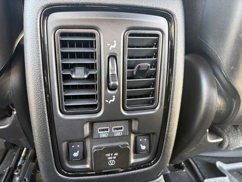 Used 2023 Dodge Durango GT image 15