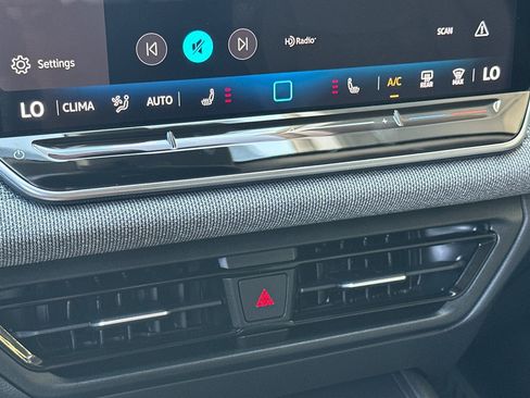 New 2025 Volkswagen Tiguan S image 18