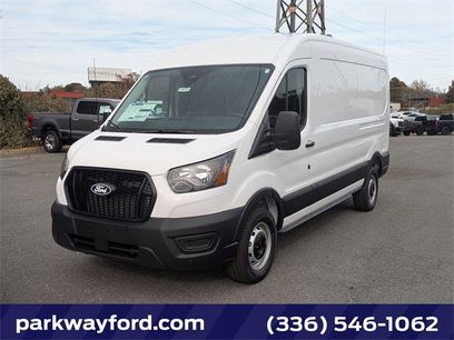 New 2026 Ford Transit 250 148 Medium Roof w/ Load Area Protection Package