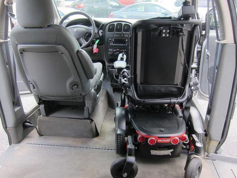 Used 2006 Dodge Grand Caravan SE w/ Popular Equipment Group I FWD image 20