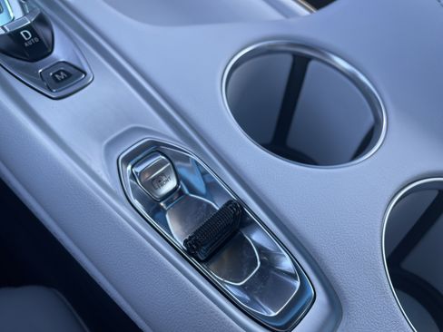 Used 2026 Chevrolet Corvette Stingray Preferred Cpe w/ Z51 Performance Package image 46