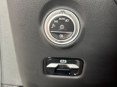 New 2026 Mercedes-Benz CLE 300 4MATIC Coupe image 21