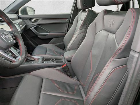 Certified 2025 Audi Q3 2.0T Premium Plus w/ Premium Plus Package image 14