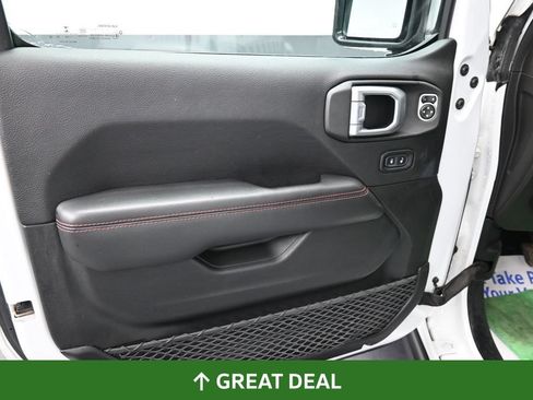 Used 2020 Jeep Gladiator Rubicon w/ Cold Weather Group AWD/4WD image 29