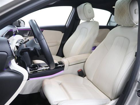 Used 2019 Mercedes-Benz A 220 220 image 8