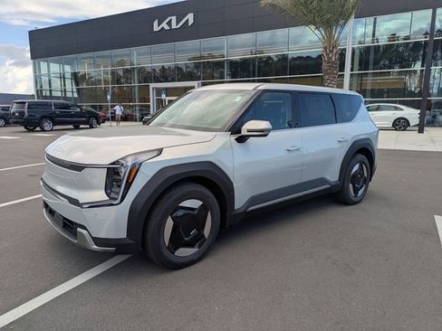 New 2026 Kia EV9 Light image 7