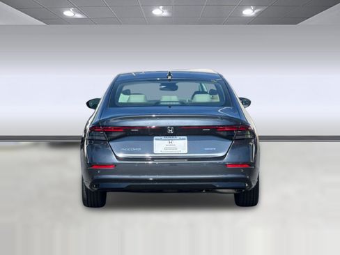 New 2026 Honda Accord EX-L image 9