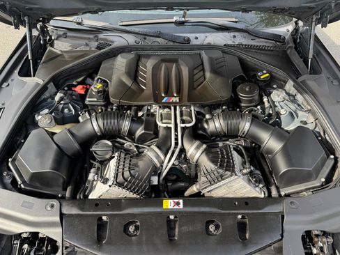 Used 2015 BMW M6 Convertible image 53