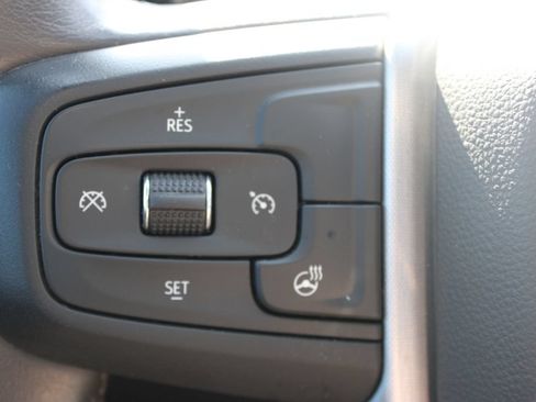 Used 2021 GMC Sierra 1500 SLE w/ X31 Off-Road Package AWD/4WD image 41