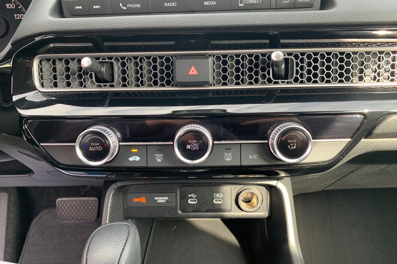 Certified 2025 Honda Civic LX image 22