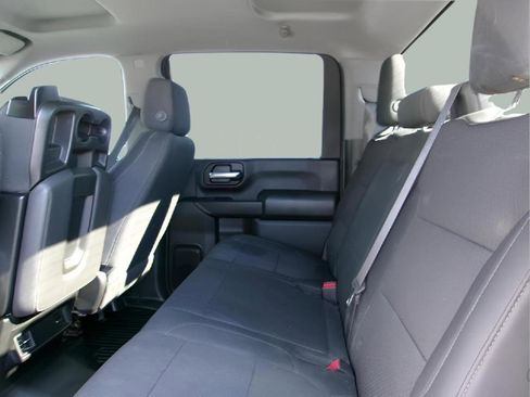 Used 2022 GMC Sierra 3500 Pro w/ Convenience Package image 10