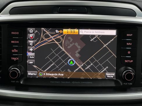 Used 2019 Kia Sorento SX AWD/4WD image 10