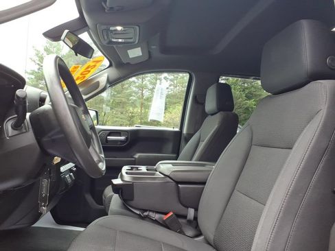 Used 2021 Chevrolet Silverado 1500 Custom AWD/4WD image 10