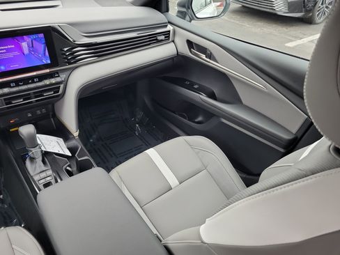 New 2026 Toyota Camry SE image 27