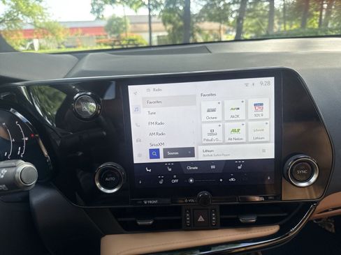 Used 2024 Lexus NX 350 AWD w/ Cold Area Package image 18