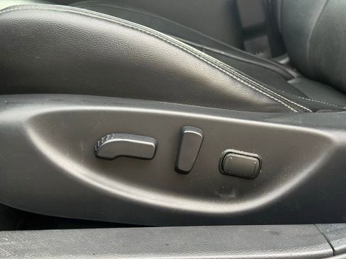 Used 2018 Nissan Maxima 3.5 SV image 12