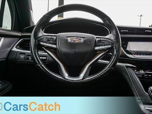 Used 2021 Cadillac XT6 Premium Luxury w/ Platinum Package FWD image 22