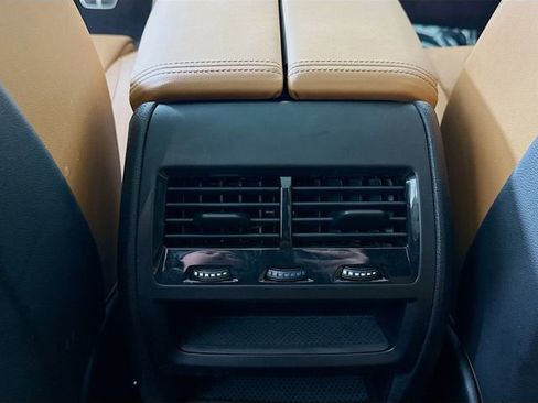 Used 2024 BMW X5 xDrive50e w/ M Sport Package image 27