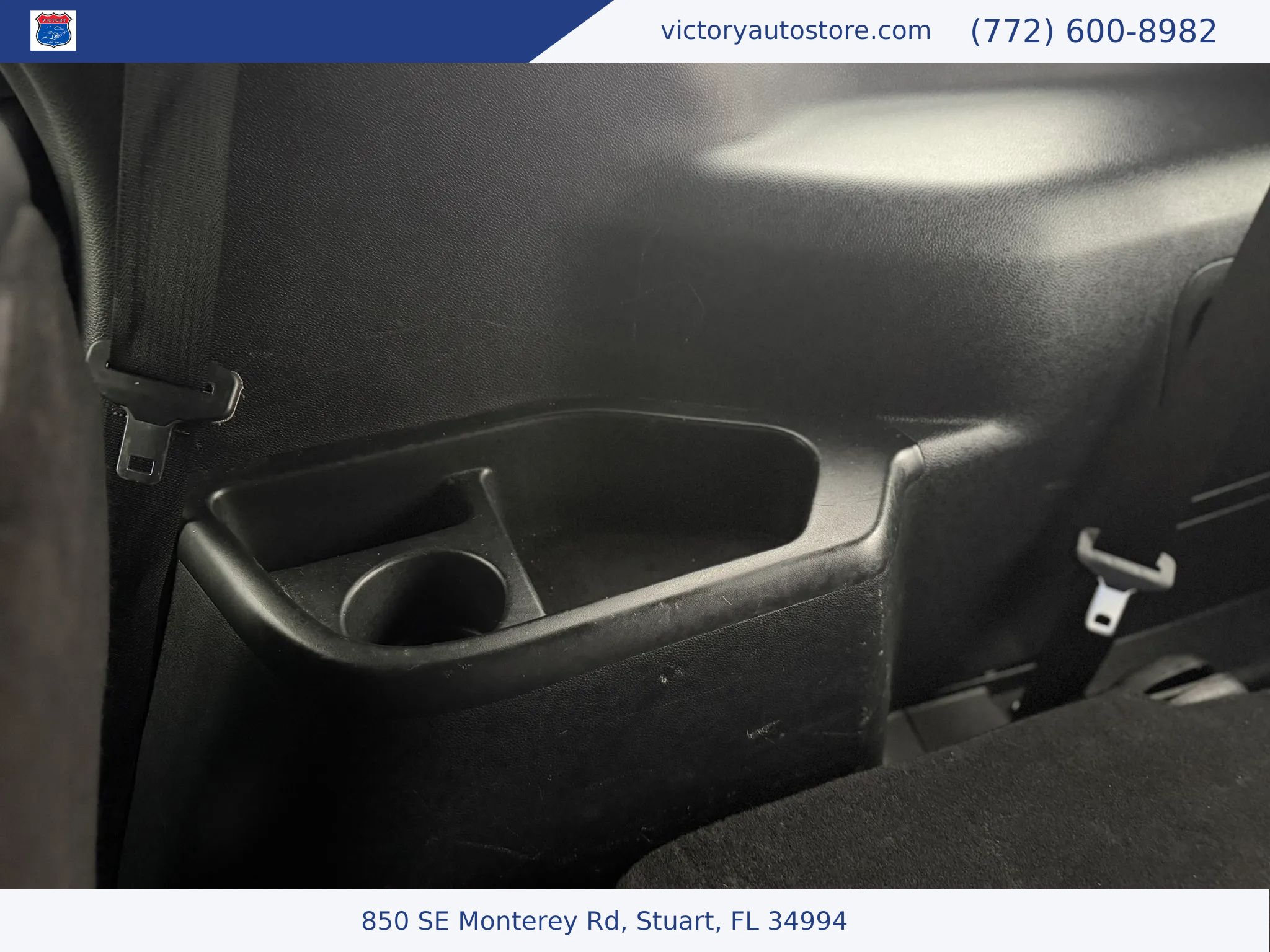 Used 2018 Ford Explorer XLT w/ Equipment Group 202A AWD/4WD image 50